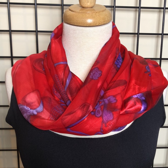 NWT Red Hat Society Oblong Scarf 100% Polyester Hand Wash - Picture 6 of 9